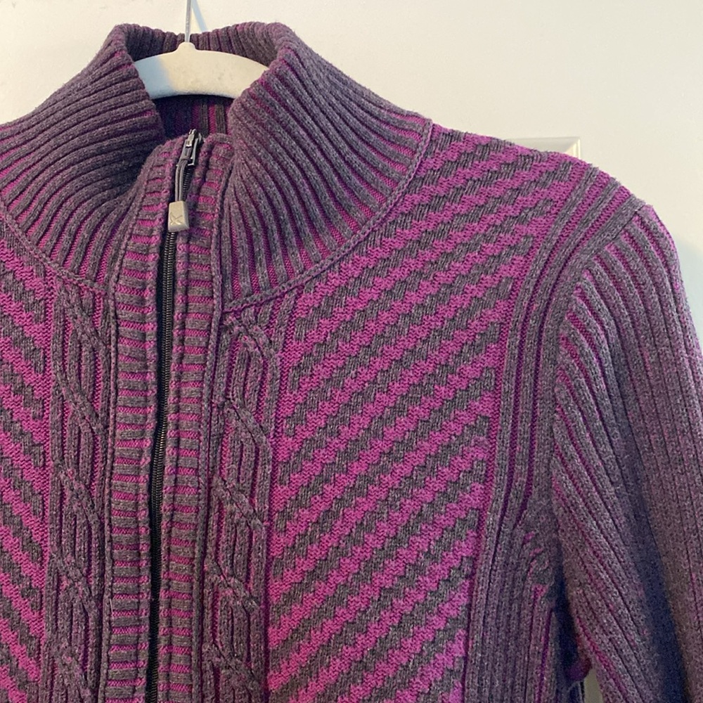 Eddie Bauer cotton zip up sweater with pockets, medium